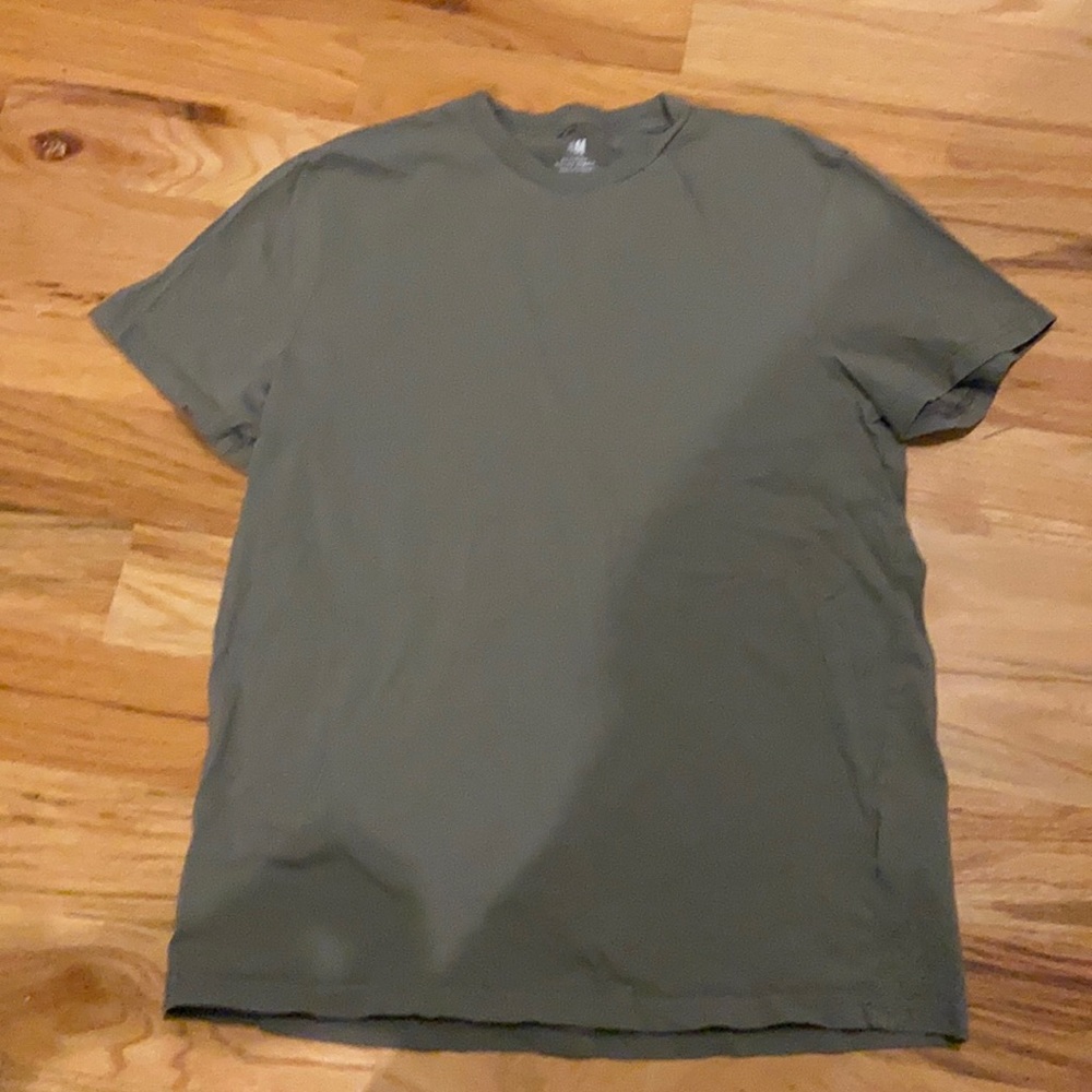 H&M Regular Fit Coupe Standard Tee Shirt